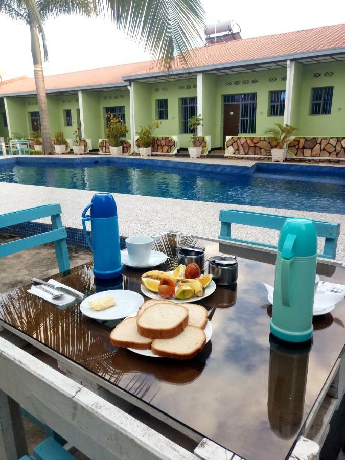 Saint Blaise Hotel Gatumba 外观 照片