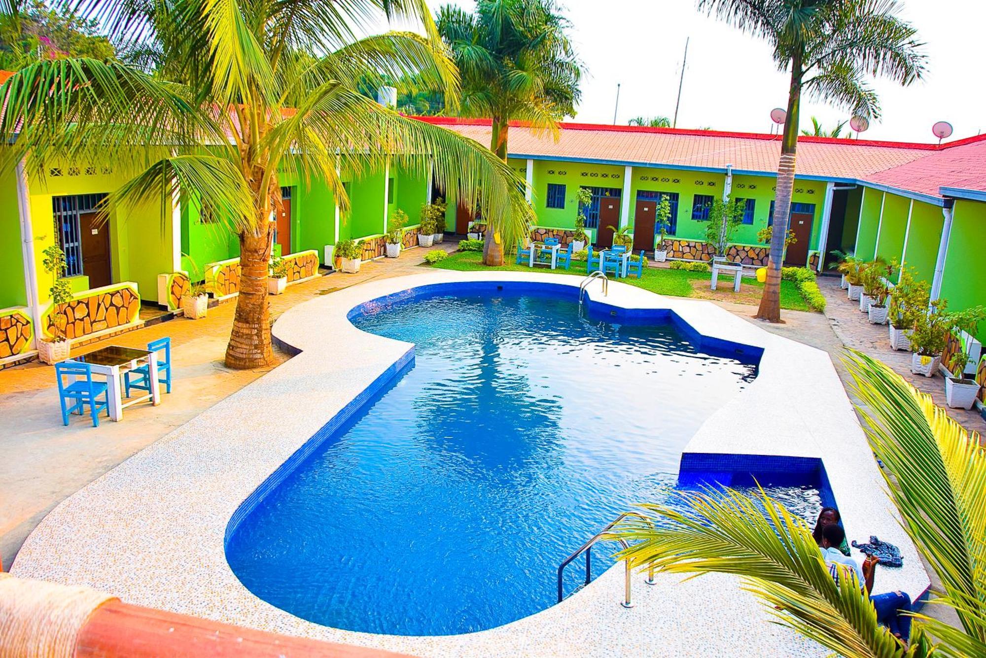 Saint Blaise Hotel Gatumba 外观 照片